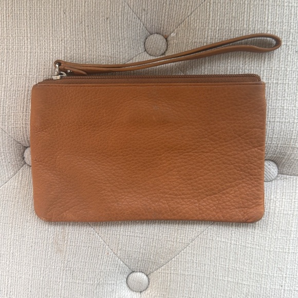 Donna Karan New York black leather pouch or wristlet with leather strap handle - Picture 5 of 5